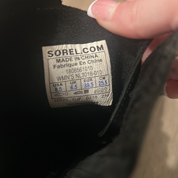 Sorel Black Lace Up Boots - Picture 5 of 5